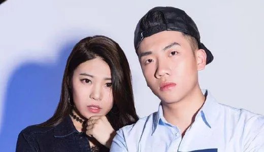 结婚后的林峰总是陪张馨月一起过甜蜜2人世界,你怎么看?