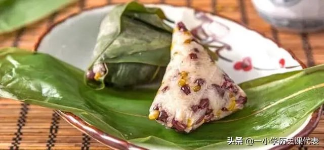 煮粽子用热水还是凉水?