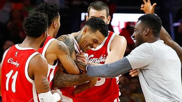 NBA历史上有没有没过半场就绝杀的比赛?