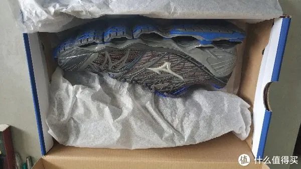美津浓预言7，蜜糖/砒霜的代表作，跑鞋评测及大体重跑步的心得谏言