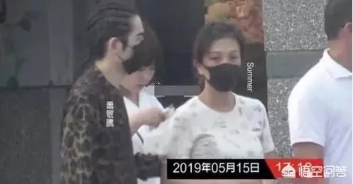 萧敬腾和经纪人怎么了?