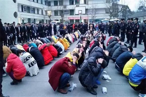 为什么大学应届生容易被骗进传销组织?该如何脱险?
