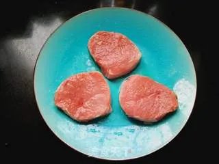 黑胡椒牛排