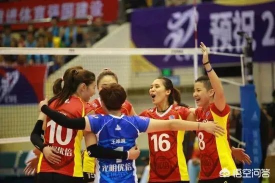 决赛第六场,对于上海女排主教练王之腾的换人问题你怎么看?