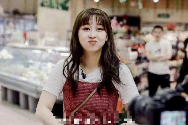 高秋梓被指责专业素养不足，对此你表示认同吗？