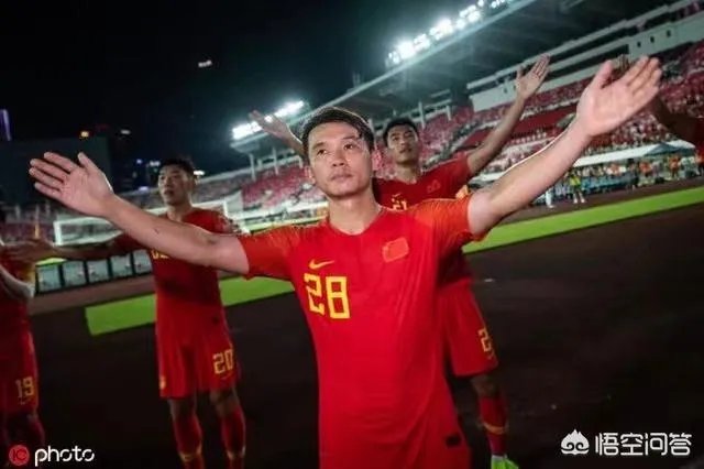 友谊赛,中国2-0菲律宾,年轻球员坐镇的国足赢下胜利,你怎么看这场比赛?