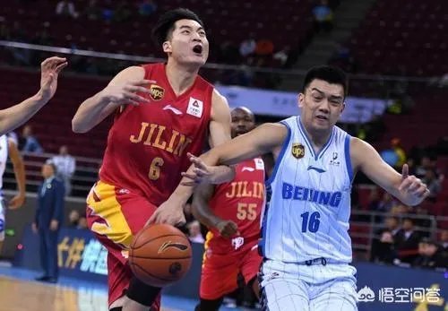 有人说出走辽宁男篮的柴长易发挥这么好,为什么辽宁男篮还要放走他?他还有可能重返辽宁队吗?