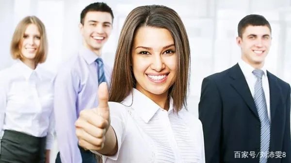 在面试的时候,女性怎么打扮不会被扣分?