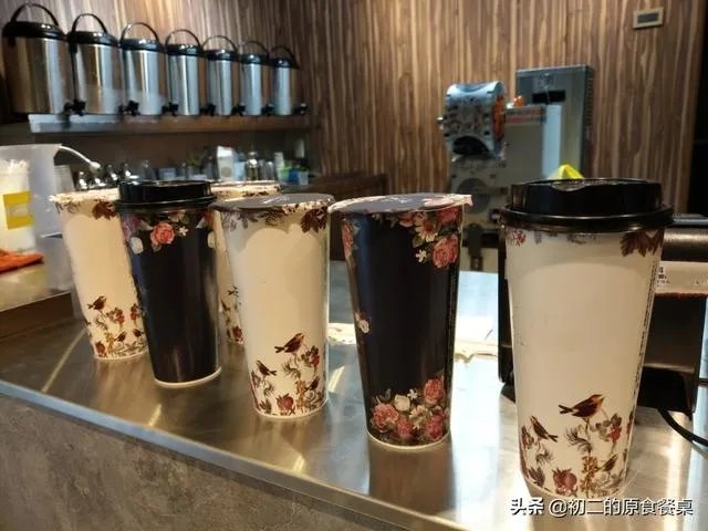 怎么加盟一个奶茶店？