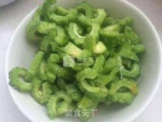 苦瓜炒肉