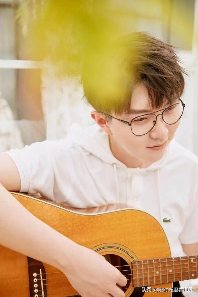 如何评价《歌手·当打之年》毛不易被黄霄云奇袭?