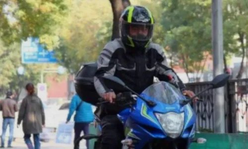 我想连人带车找工作,请问哪个公司需要