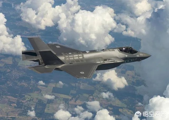 美国的F22和F35都是五代机,它们都有哪些相同点,又有何区别?