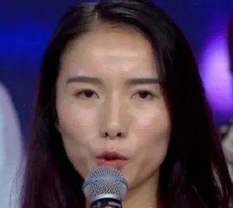 将要重蹈周立波覆辙时,黄渤如何拉张艺兴一把?