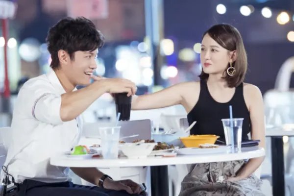 陈乔恩与男友Alan登记结婚,他们是通过哪档综艺在一起的?