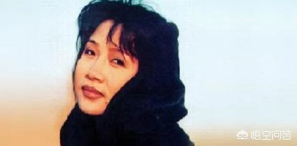 歌手李娜的近况如何?