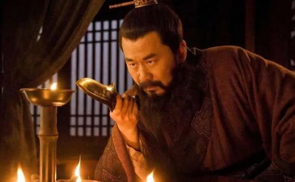 历史上,许褚和马超之战,最后到底是谁赢了?