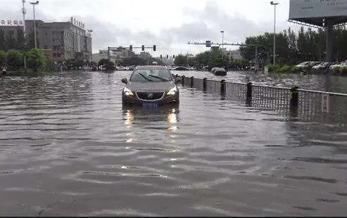中秋假期超10省区市将有强降雨,市民出行需要注意哪些问题?