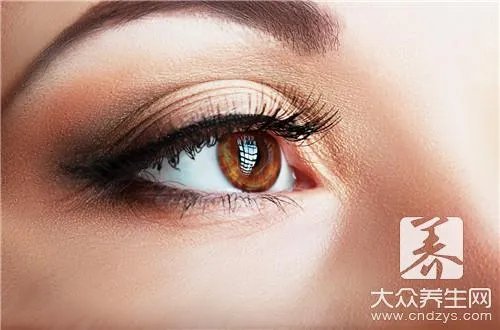 眼霜的正确使用方法是什么?