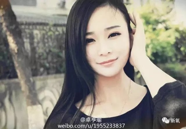 替身神似杨幂、放话称“是她整得像我”,你怎么看?