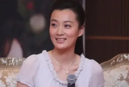 奋斗露露