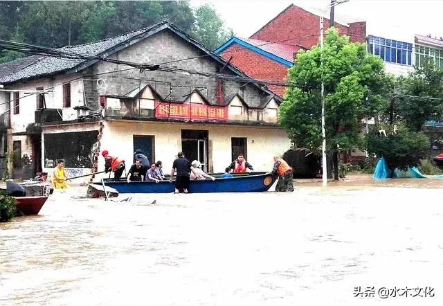 8月12日,随州柳林镇降雨503毫米。为何柳林会成为重灾区?