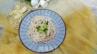 芝麻酱拌面