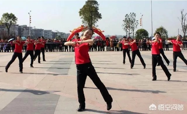 小区广场舞音乐播放到几点算扰民？