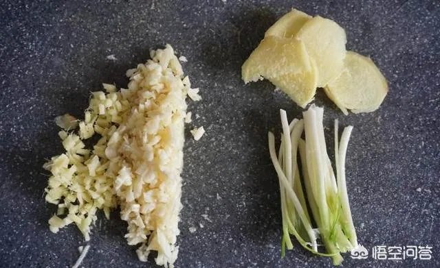 剁椒鱼头蒸多少分钟肉质最鲜嫩？