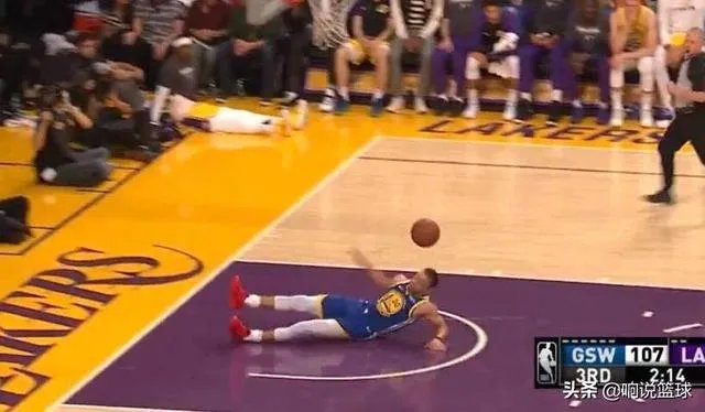 NBA球员都有哪些让人捧腹大笑的场面?