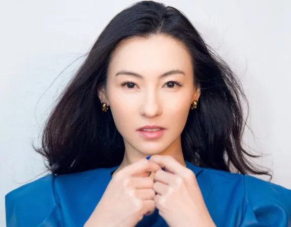 张柏芝被索赔巨额资金,谢霆锋会不会出手帮她渡过难关?