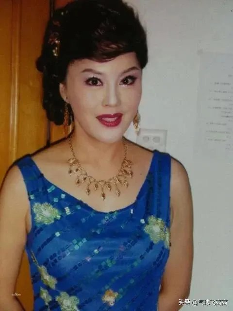 春晚第一位女相声演员你知道是谁吗?是哪位相声演员的徒弟?代表作有哪些?