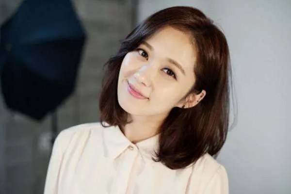 童年韩国女神张娜拉为什么被中国封杀?