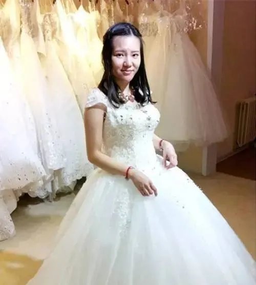 选对孕妇婚纱礼服,你也可以是最美新娘!