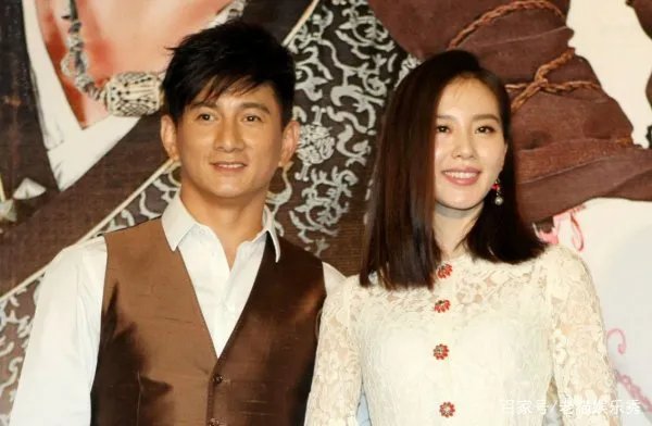 吴奇隆疑似传来“噩耗”,前妻马雅舒曝料黑历史当头一棒,刘诗诗咋回应的?