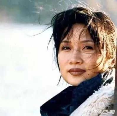 歌手李娜的近况如何?