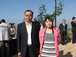 白一彤的介绍