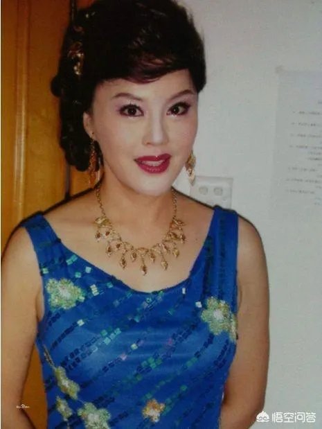 春晚第一位女相声演员你知道是谁吗?是哪位相声演员的徒弟?代表作有哪些?