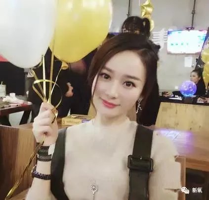 替身神似杨幂、放话称“是她整得像我”,你怎么看?