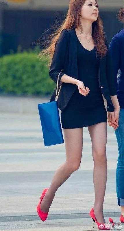 女人穿丝袜是什么感觉?
