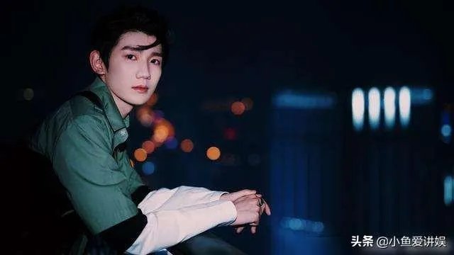 如何评价王源在湖南卫视五四晚会上的表现?
