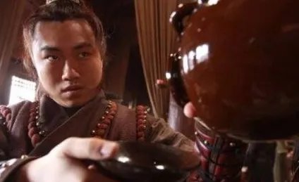 水浒传中邓飞的绰号是怎么来的?为何叫“火眼狻猊”?