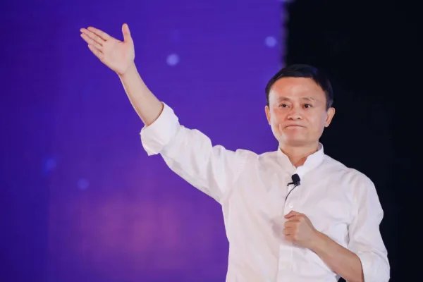 两个王者之间较量,孙正义和马云究竟有着怎样的“恩怨情仇”?