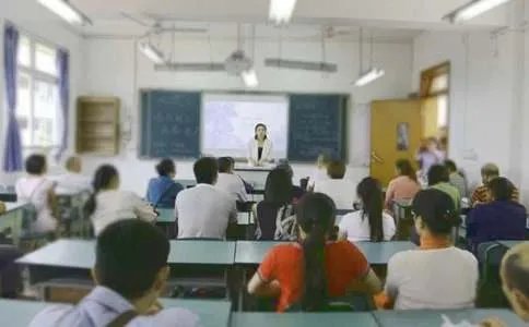 中班家长会标语