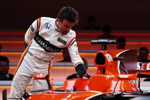 西班牙著名F1赛车手阿隆索在瑞士遭遇交通事故,为何专业人士也难逃意外?