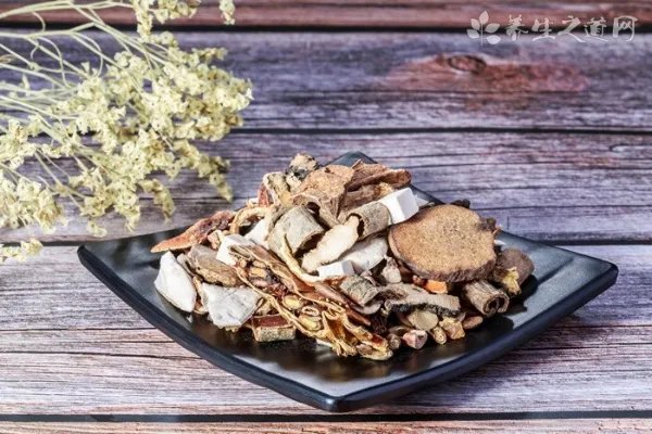 荆芥炭是什么
