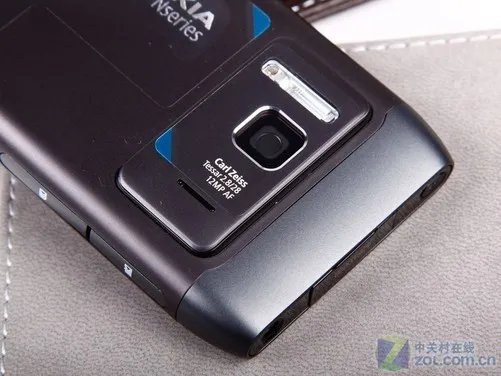 Symbian^3系统扛鼎之作 诺基亚N8评测