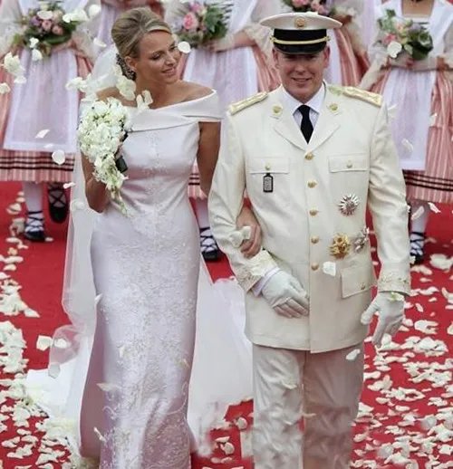 世上最美的婚纱有哪些 世上最美婚纱排行榜