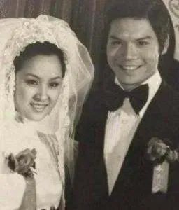 向华强唯一的亲生女儿是谁?现在结婚了吗??
