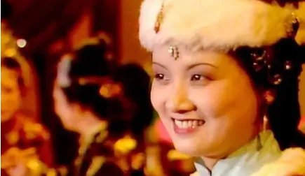 王熙凤和贾蓉之间有暧昧一事,是如何不攻自破的?